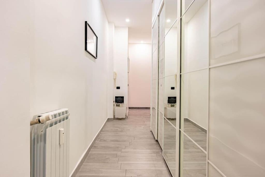Guest Planet - Modern Flat Centrale M2 Milán Exterior foto