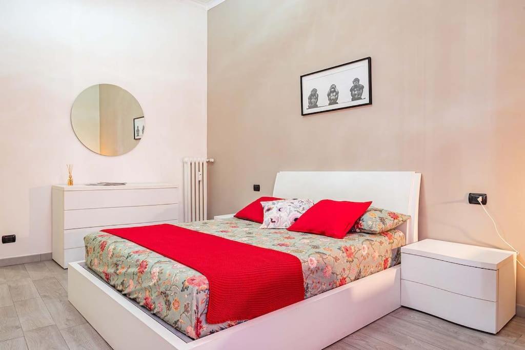 Guest Planet - Modern Flat Centrale M2 Milán Exterior foto